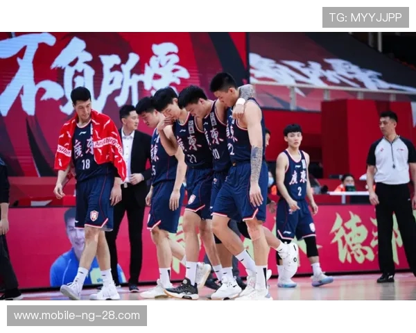 沙尔克与柏林迪纳摩激战在即球迷期待精彩对决与历史交锋